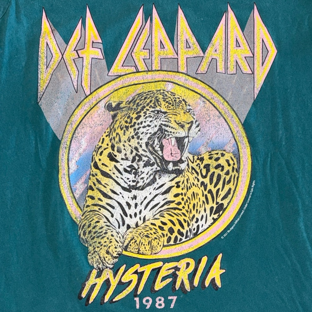 Def Leppard Hysteria 1987 Leopard Band Tee - vintage band t-shirt